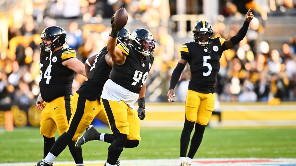 Steelers Revive Defense with Dominant Win Over Colts